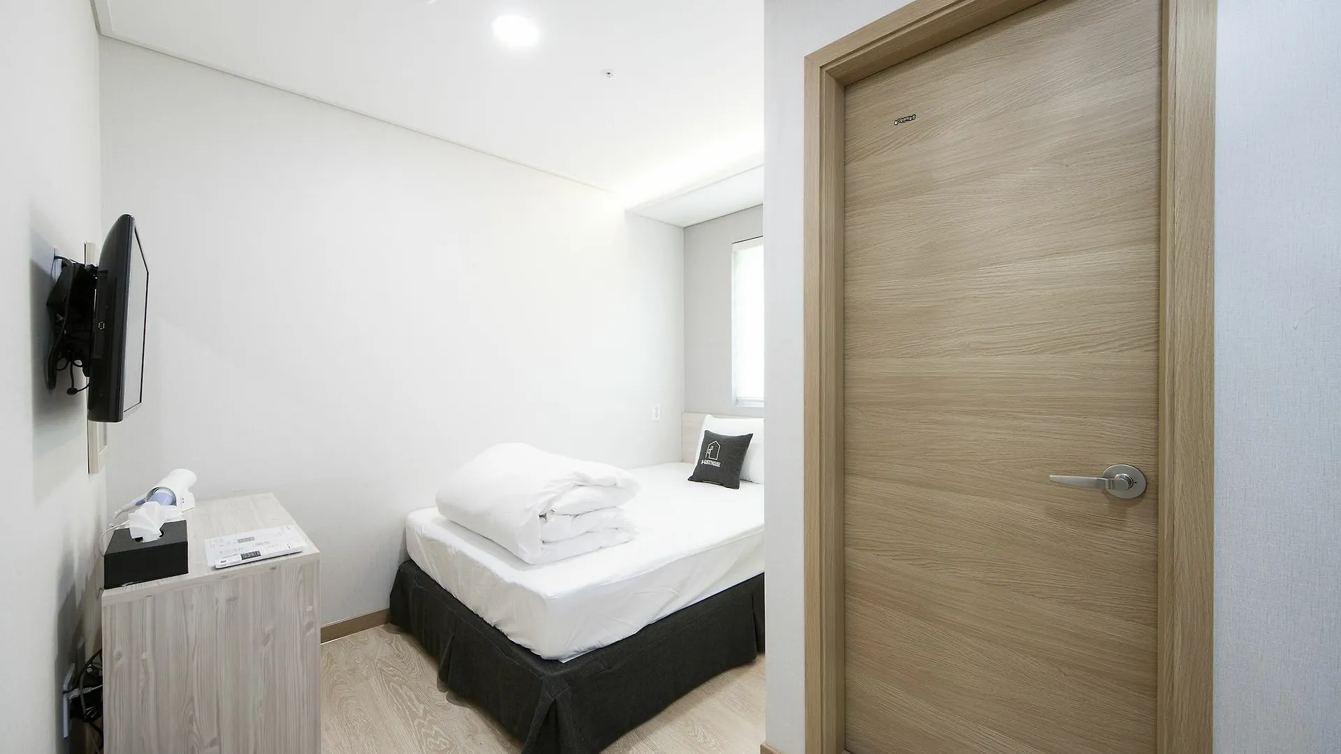 K-Guesthouse Premium Nampo 1 Busan 2*,