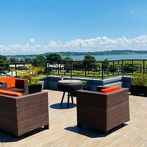 Nimaro Courts 3* Entebbe